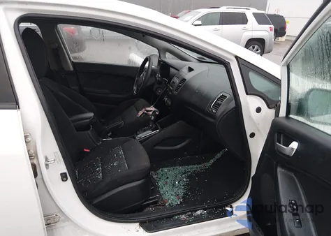 2017 Kia Forte Lx из США, поврежденный, VIN 3KPFK4A70HE033588